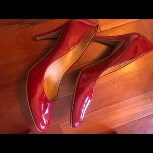 Authentic Salvatore Ferragamo heels size 10